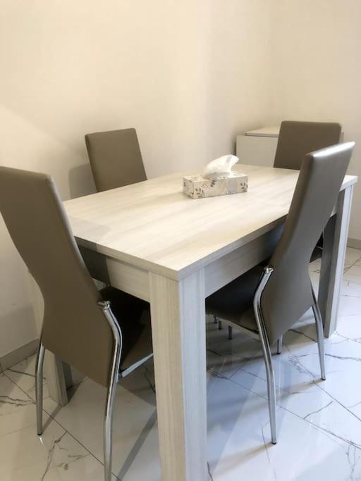 Casa Martina Pronta Per Te, Con Due Stanze Da Letto! Apartamento Turín Exterior foto
