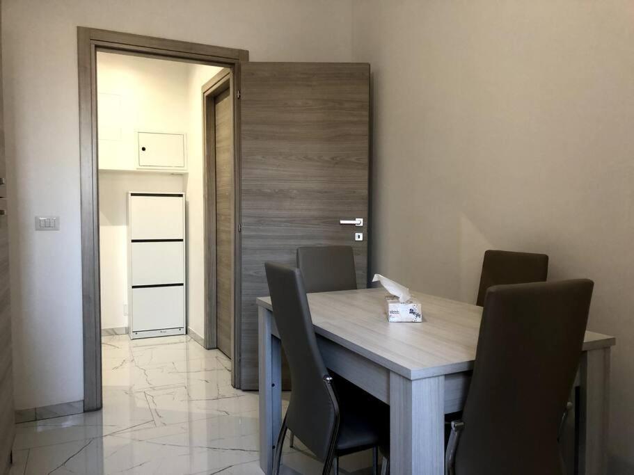 Casa Martina Pronta Per Te, Con Due Stanze Da Letto! Apartamento Turín Exterior foto